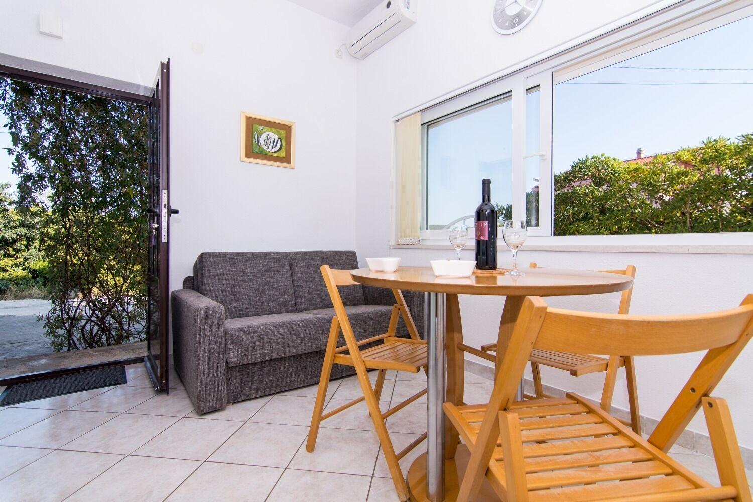 Apartments Ivica - Garden Terrace Slatine Eksteriør bilde